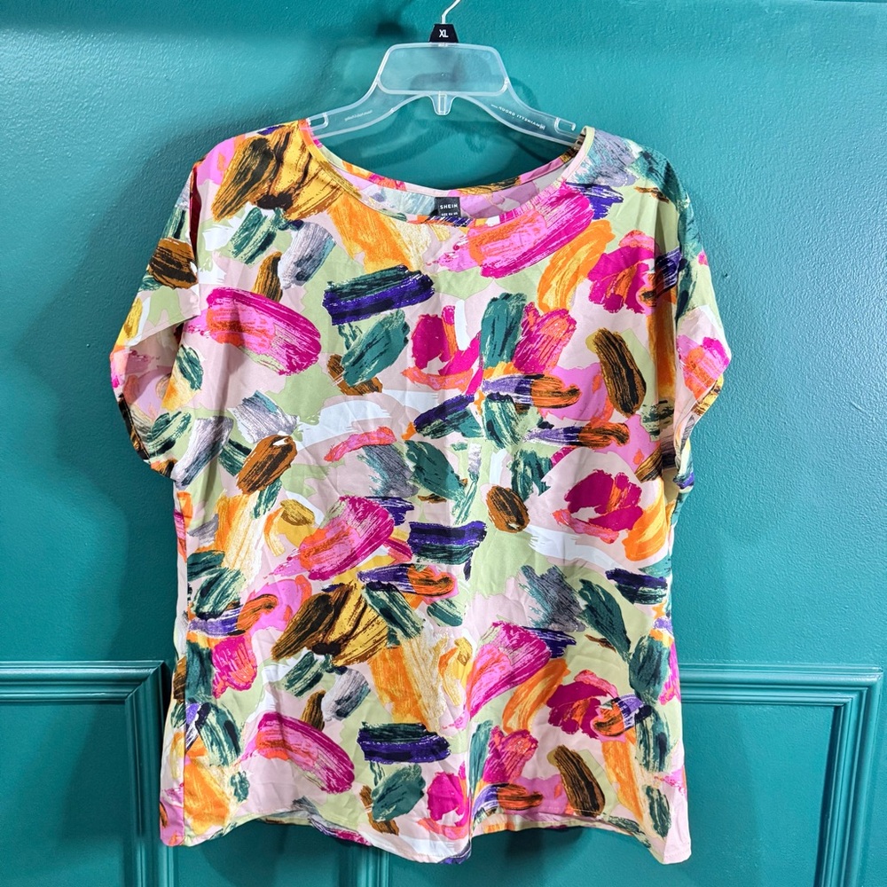 SHEIN Graphic Boxy Pink Yellow Tee